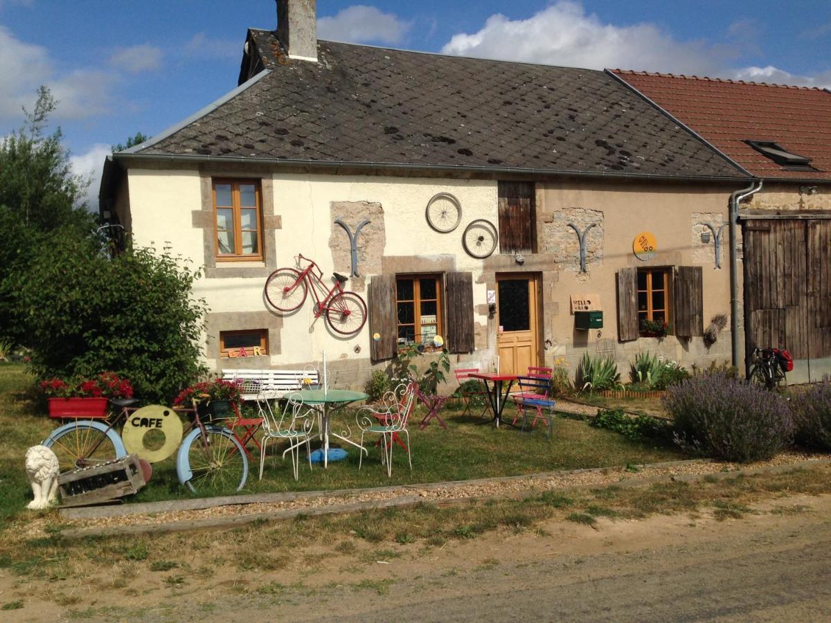 Hello velo Bed and Breakfast Tintury Esterno foto